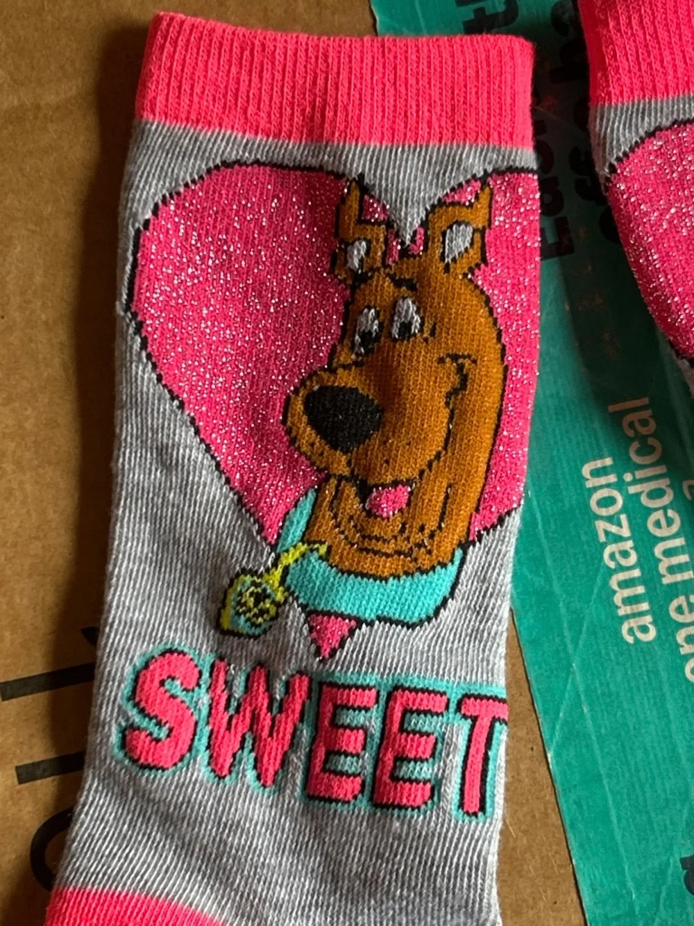 Scooby Doo Valentine’s Day Sock Pair Women